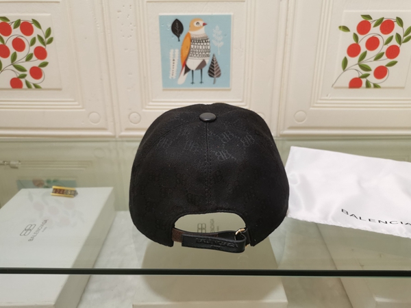 ブランド帽子側面デザイン